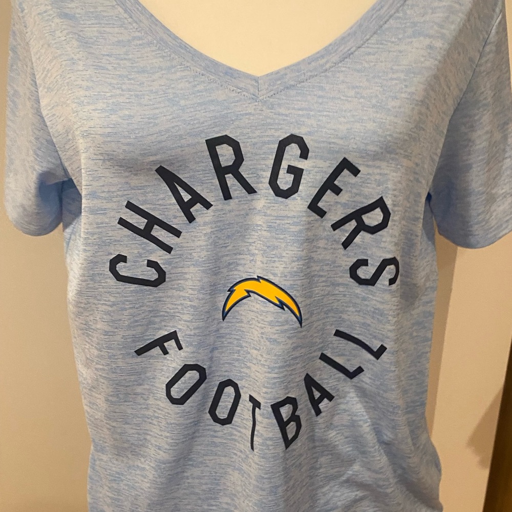 NIKE LA CHARGERS T-SHIRT - L (very soft) V-Neck👕🏈🏈